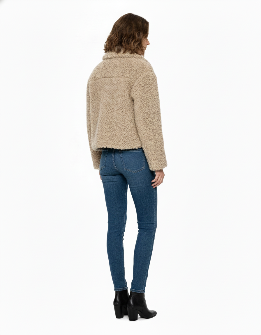 Aurélie | Teddyjacke mit Stilvollem Kragen