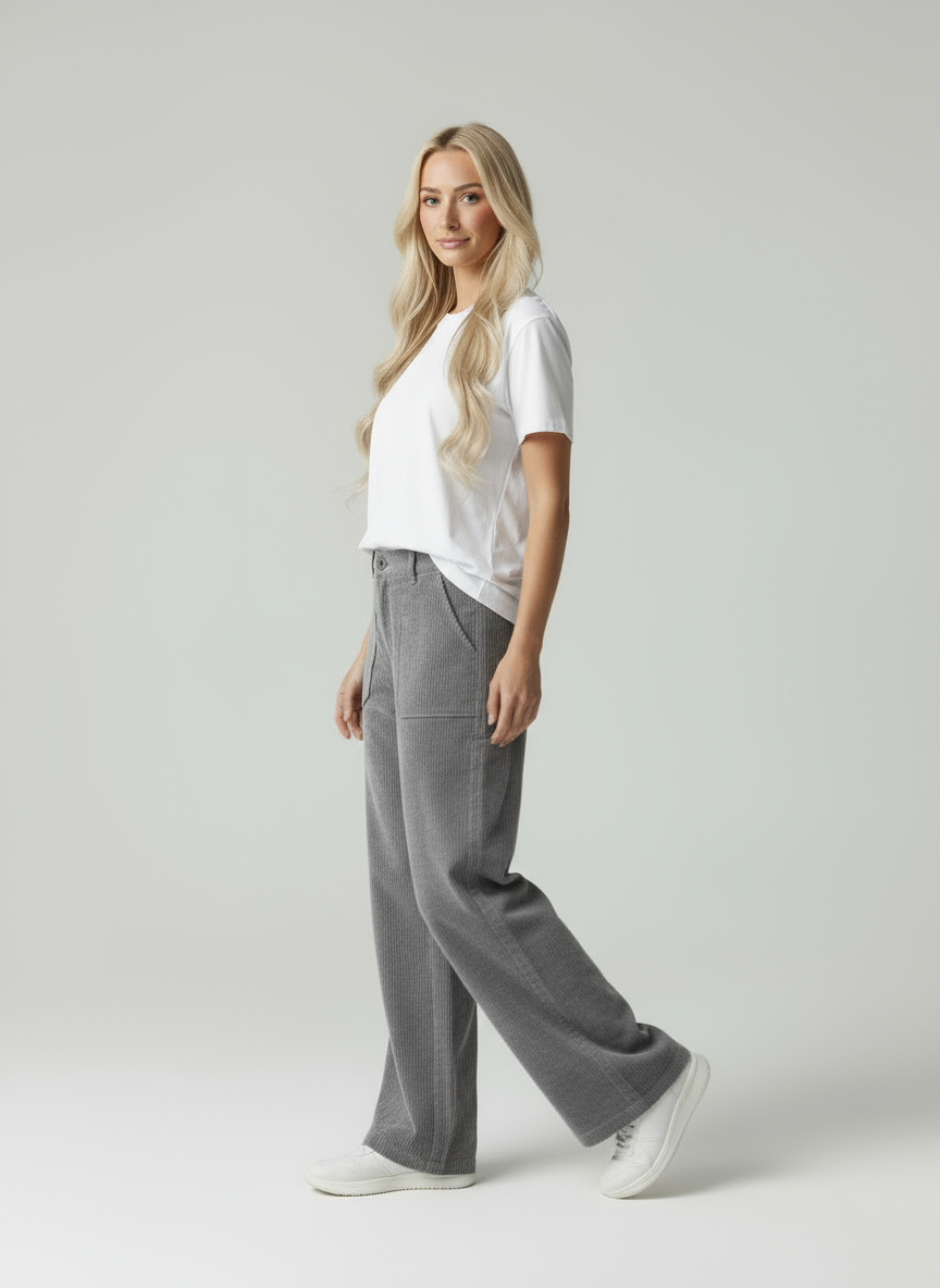 Liza | Weit geschnittene Corduroy-Hose mit Taschen