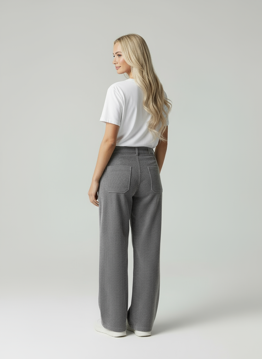 Liza | Weit geschnittene Corduroy-Hose mit Taschen